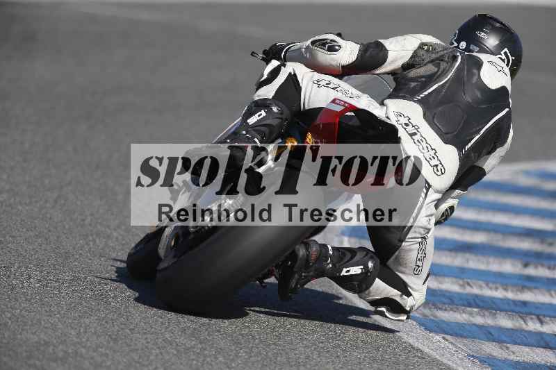 /Archiv-2024/01 26.-28.01.2024 Moto Center Thun Jerez/Gruppe gruen-green/backside